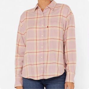 Levi's Women's Henri Flannel shirt in the Leslie Plaid Keepsake Lilac color